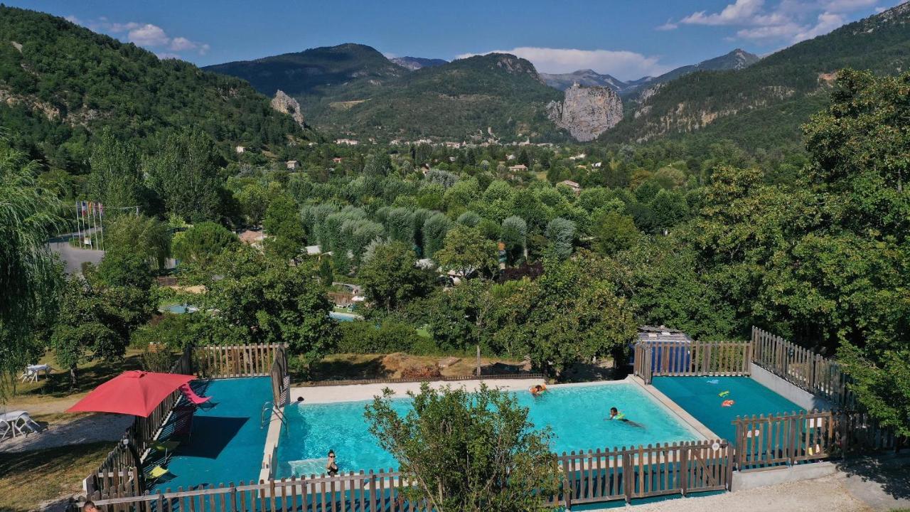 Residence de Plein Air Panoramique à la Porte des Gorges du Verdon Castellane Exterior foto