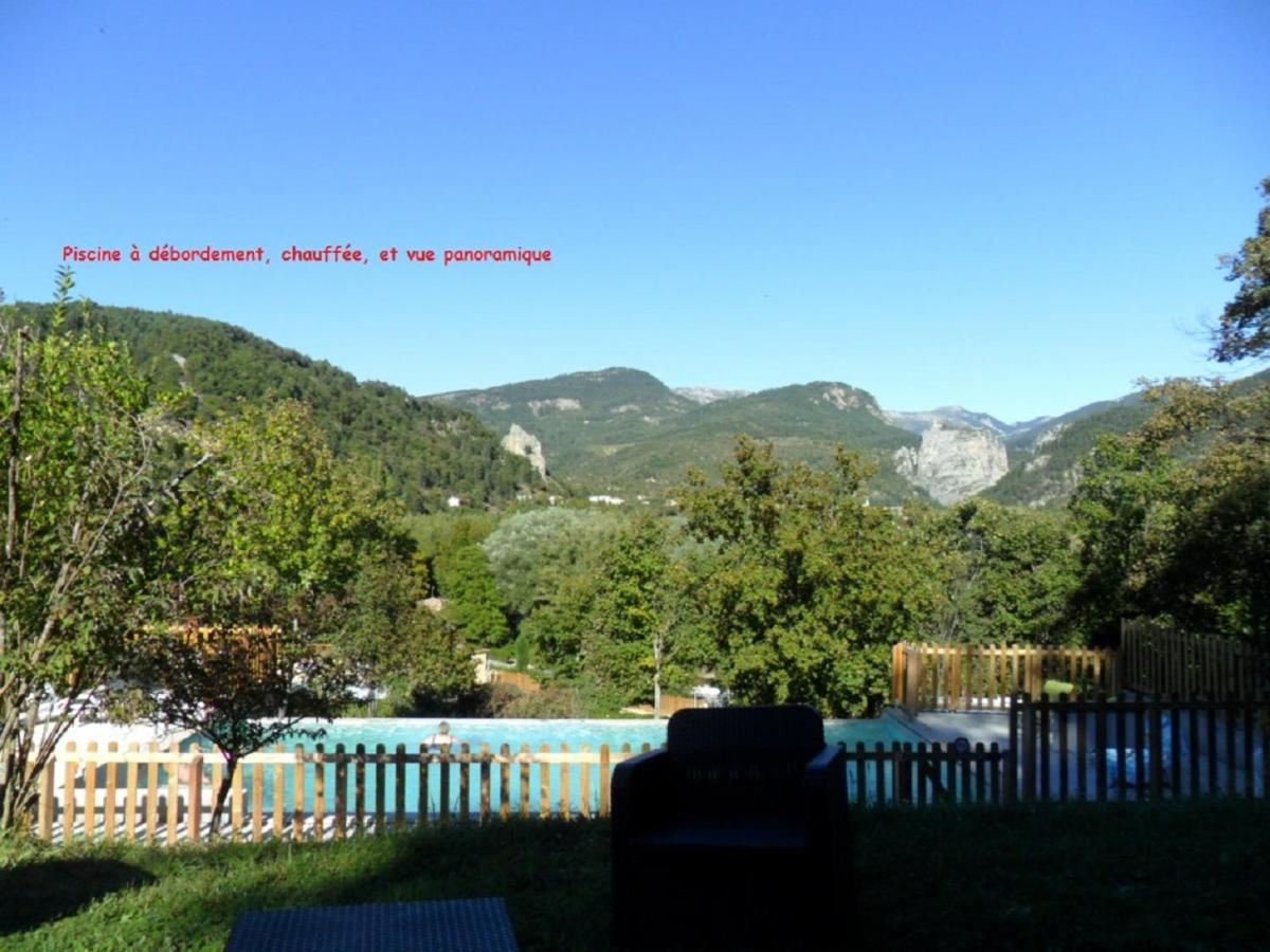 Residence de Plein Air Panoramique à la Porte des Gorges du Verdon Castellane Exterior foto