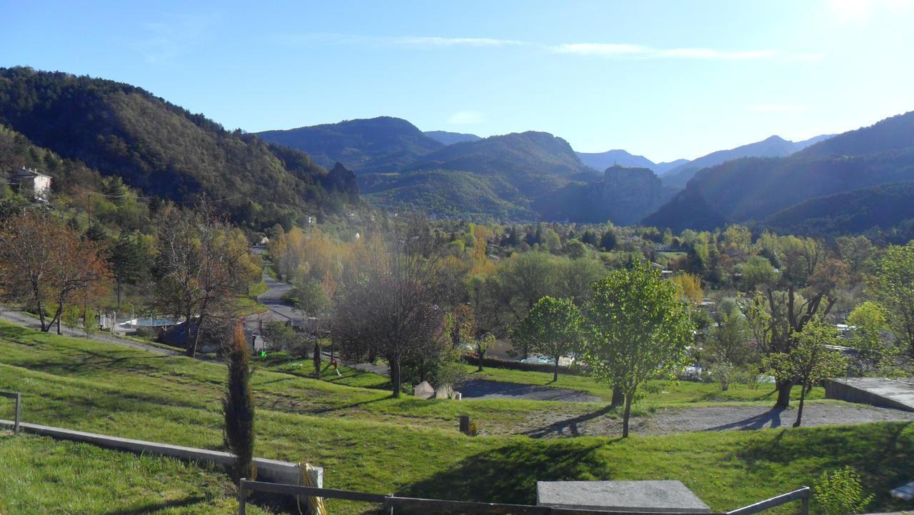 Residence de Plein Air Panoramique à la Porte des Gorges du Verdon Castellane Exterior foto
