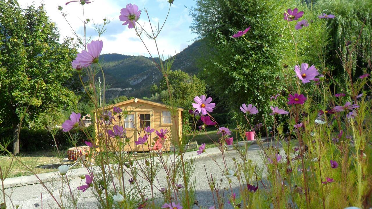 Residence de Plein Air Panoramique à la Porte des Gorges du Verdon Castellane Exterior foto